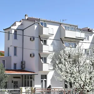 https://markom-apartmani.splithotels.org